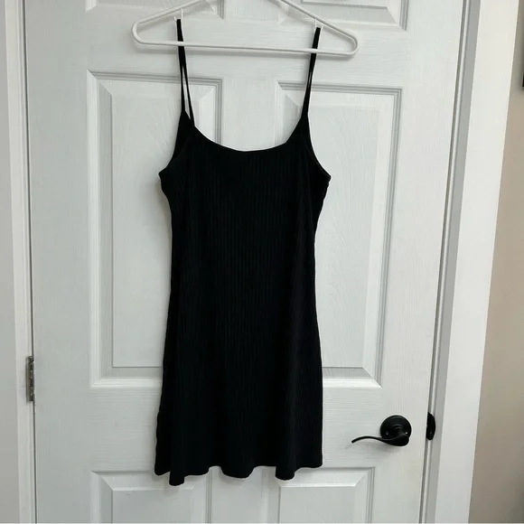 Divided Black Ribbed Dress - Picture 11 of 12